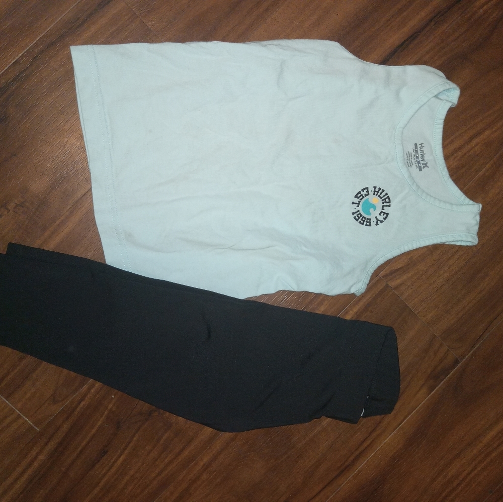 Hurley set
